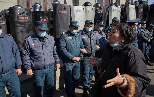 В Армении протесты против Пашиняна. Оппозиция советует готовиться к захвату власти