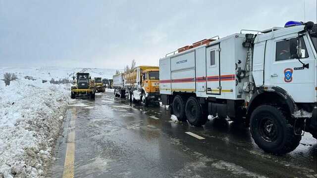 Застрявшие на трассе М4 «Дон» водители пожаловались на отсутствие помощи